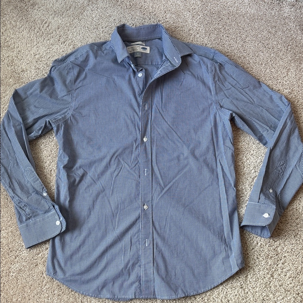 Old Navy Men's Navy Checkered Button Down Shirt, size medium